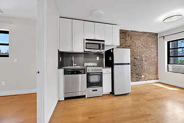 98 Christopher Street #18 in West Village, Manhattan