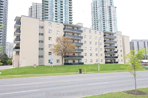 33 Central Pkwy W #203 Photo 1