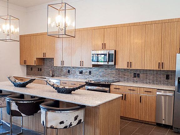 5th image of 1920 Grassmere Ln #718