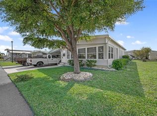 28 Enchanting Blvd #E, Naples, FL 34112