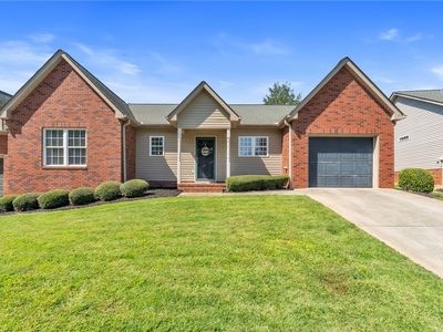 124 Pinnacle Ln #B, Easley, SC, 29642