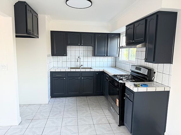 4th image of 6528 1/2 Priam Dr