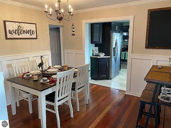 409 Cedar St — Photo 11