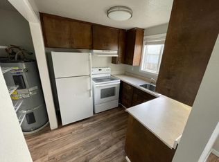491 NW Barbur Blvd APT 4, Winston, OR 97496
