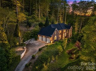 2983 Rockwood Dr, Lenoir, NC 28645