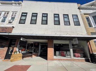 128 S 3rd St, Boonville, IN 47601