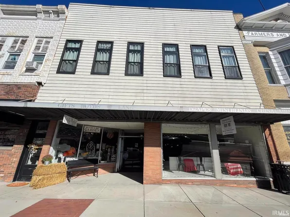 128 S 3rd St, Boonville, IN 47601