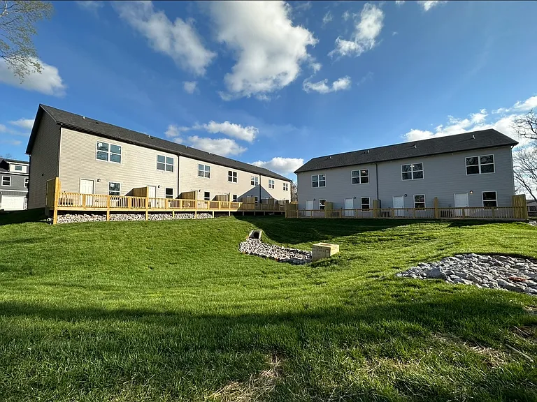 119 W Rossview Rd #2-I — Photo 12