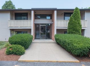 1141 1/2 Hartford Ave APT 3B, Johnston, RI 02919