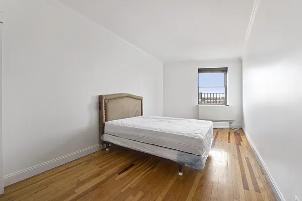 Sold by Nest Seekers International | media 15
