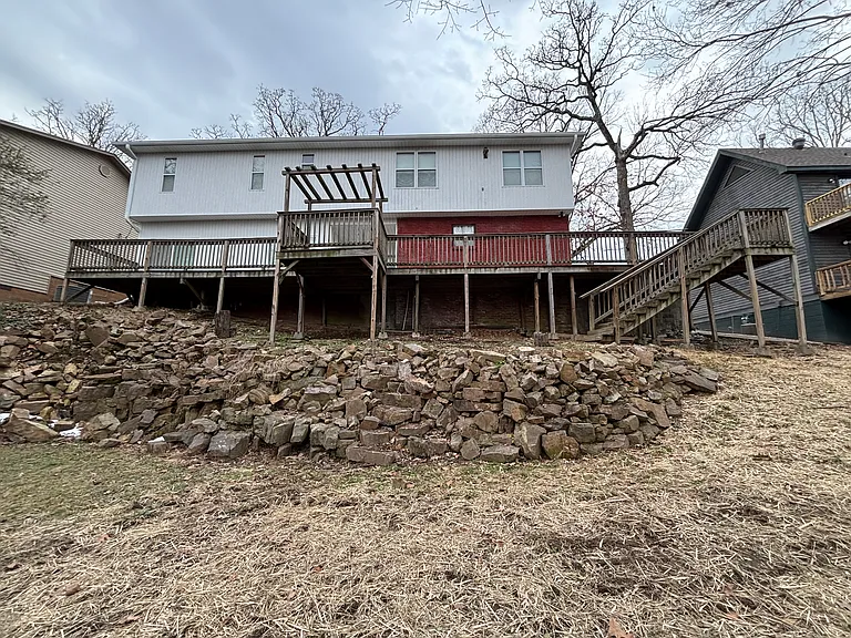 322 E Lee Ave — Photo 27