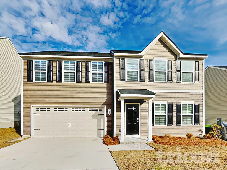 757 Sequoia Dr — Photo 2