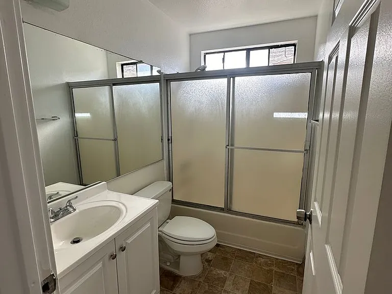 1552 Prospect Ave — Photo 7