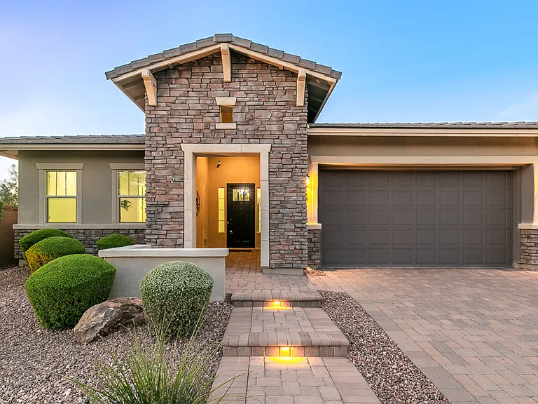 9216 W White Feather Ln — Photo 2