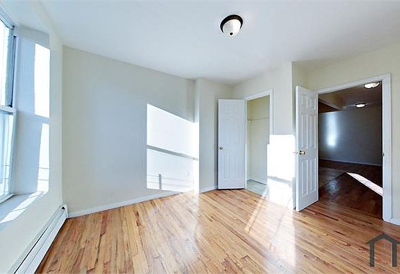2nd image of 106 Rockaway Pkwy