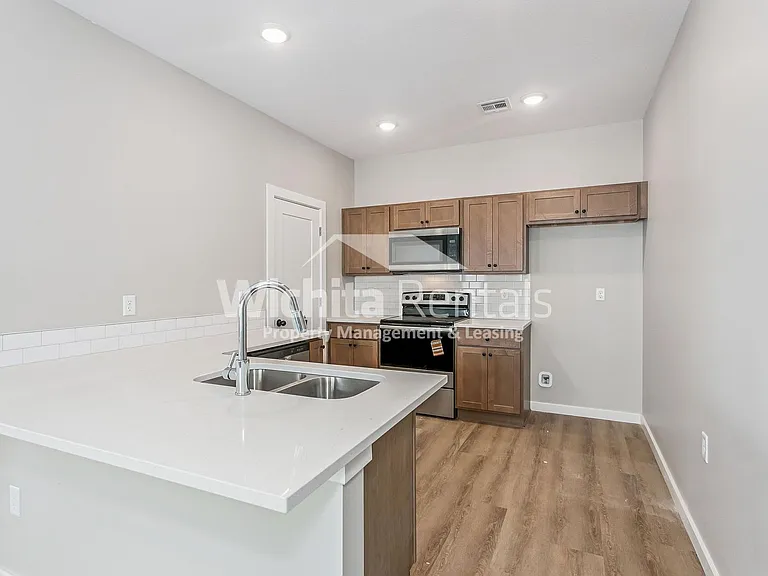 3810 S Bluelake St — Photo 7