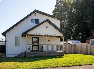 710 S 3rd St, Cottage Grove, OR 97424