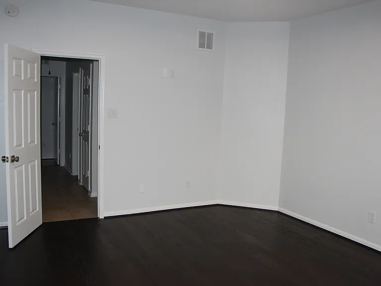 7114 Anaquitas Creek Ct — Photo 9