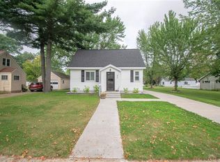 805 7th St, Mosinee, WI 54455