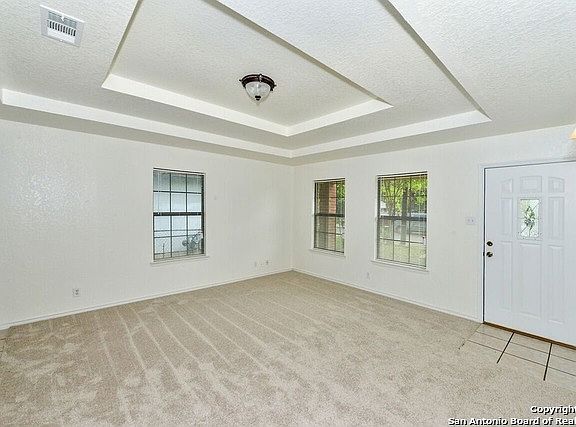 3rd image of 47 Florencia Ave
