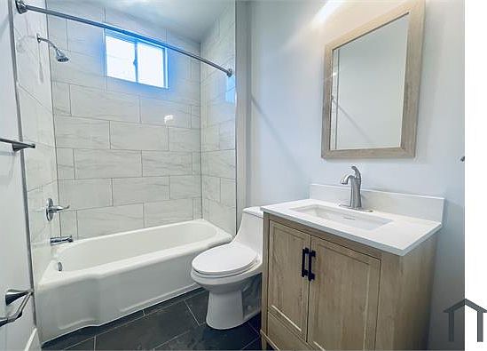4th image of 882 N 41st St Floor 2