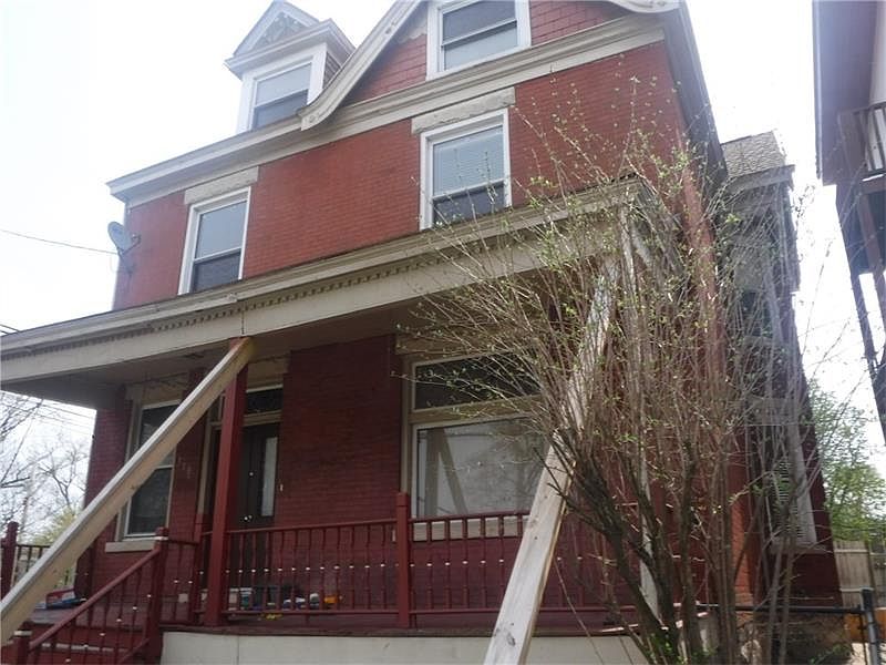 2nd image of 310 S Linden Ave