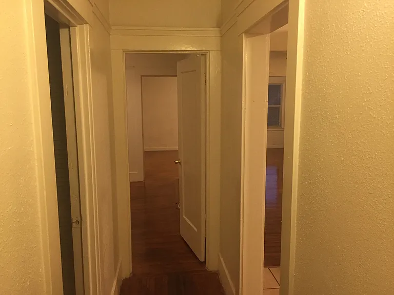 5440 Trask St — Photo 2