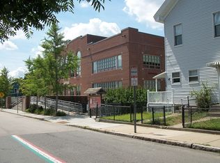 132 Cushing St, Cambridge, MA 02138