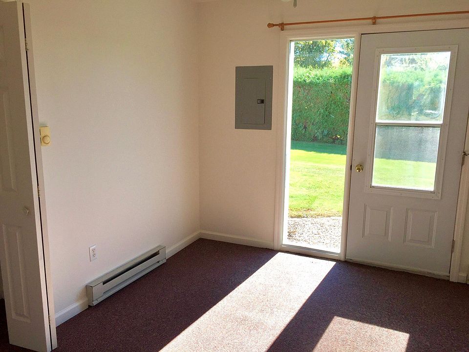 2nd image of 29 Bridge Rd APT 6