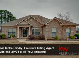 107 Raymon Cir, Huntsville, AL 35806