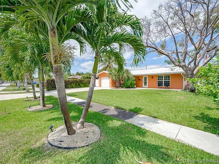 1309 Funston St — Photo 37