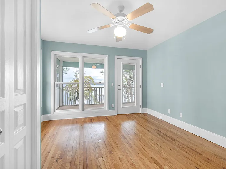 279 Joy Ln — Photo 29
