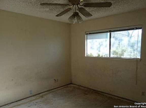 3rd image of 12410 LA ALBADA Dr