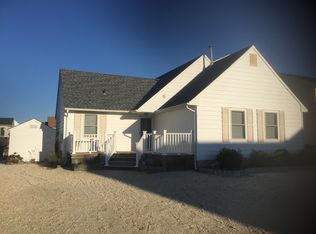 32 Amy Dr, Manahawkin, NJ 08050