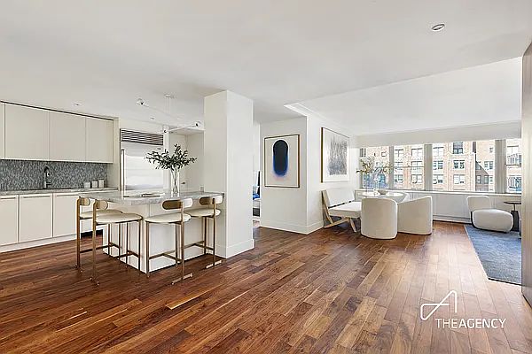 1st image of 15 W 72nd St #14TU