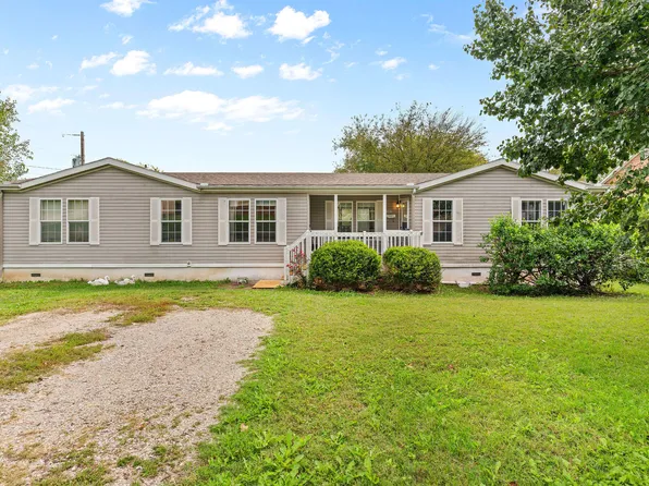 1605 N Main Street, Cassville, MO 65625