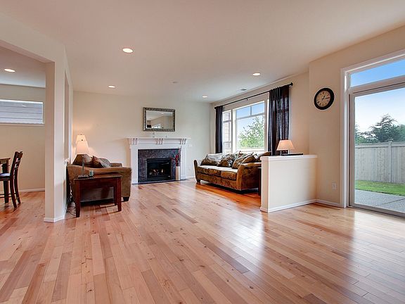 3rd image of 7805 12th St SE
