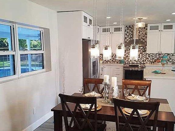 5th image of 2460 NW Everglades Blvd