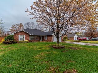 2215 Sycamore St, McAlester, OK 74501