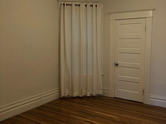 5th image of 3477 1/2 17th St