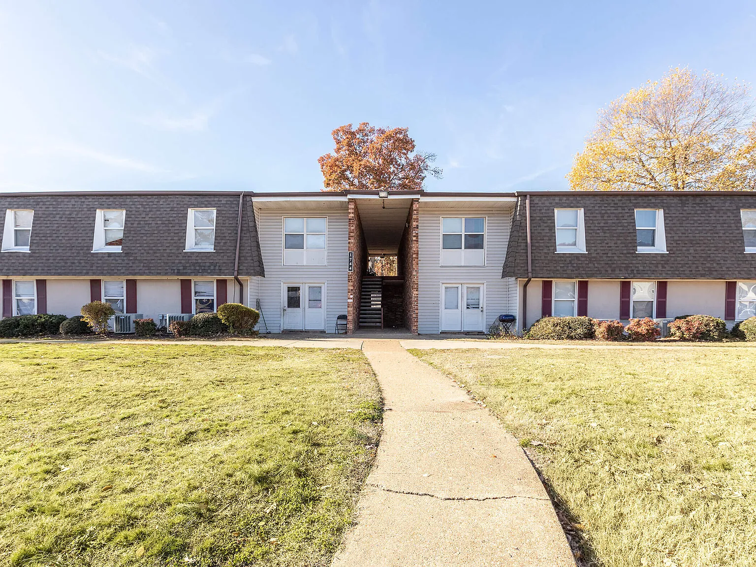 Southwood Apartments — Photo 2