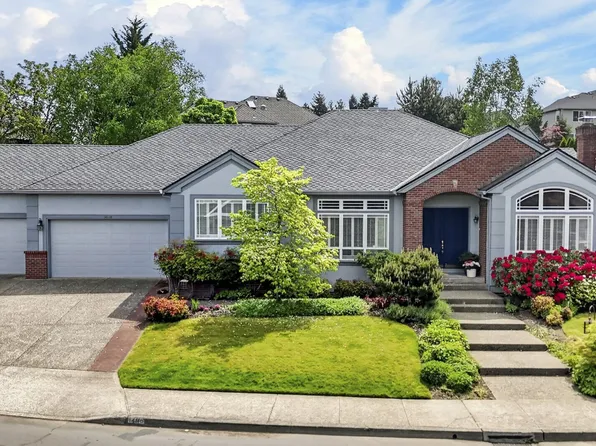 14110 SW Mistletoe Dr, Tigard, OR 97223