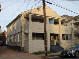 189 Lawrence St, New Brunswick, NJ 08901