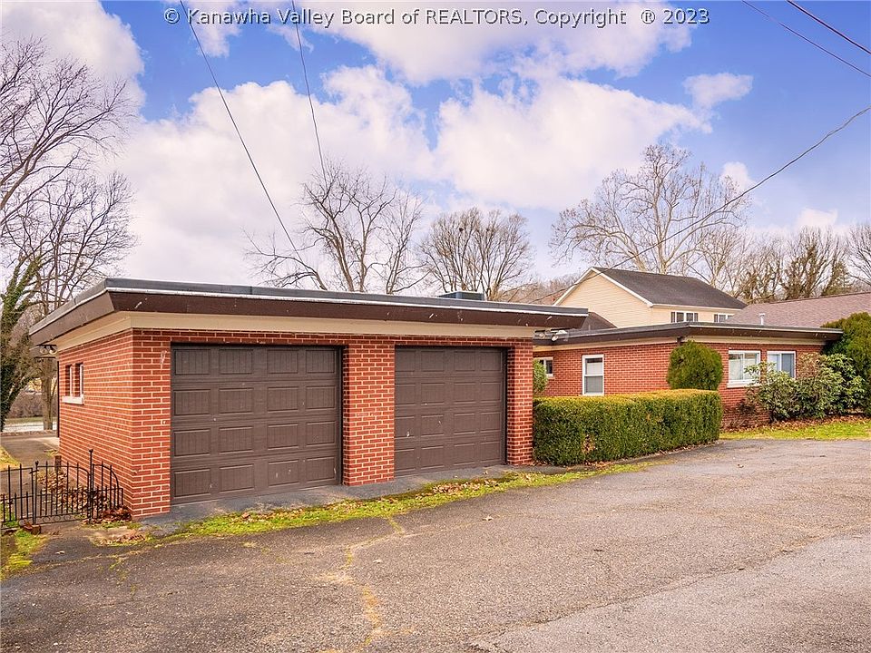 1708 Kanawha Ave, Dunbar, WV 25064 Zillow