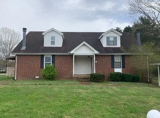 1136 Apple Valley Rd, Madison, TN 37115