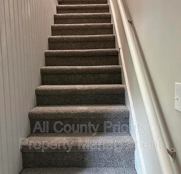 1706 Carolina St E #A — Photo 8