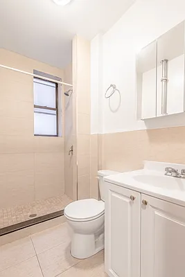 Rented by Compass | media 7