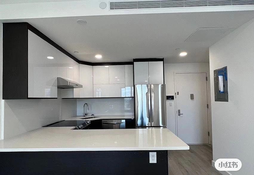 1st image of 1238 63rd St Penthouse 3