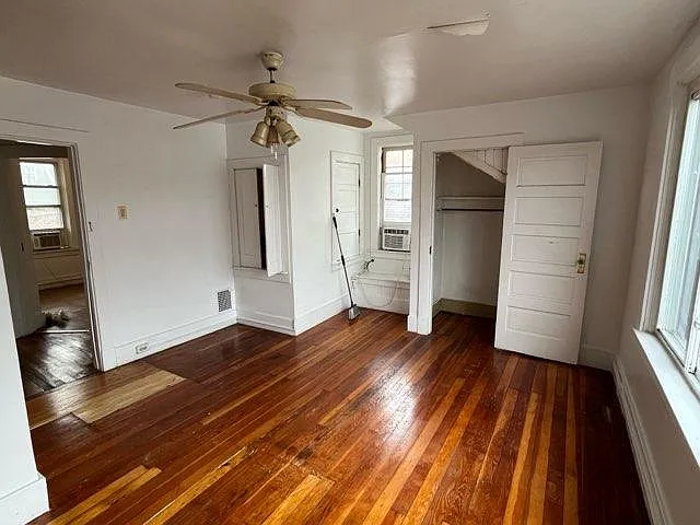 2629 Tilbury Ave — Photo 7