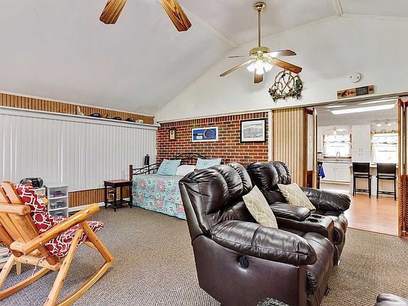 5th image of 8337 Dewayne Ln